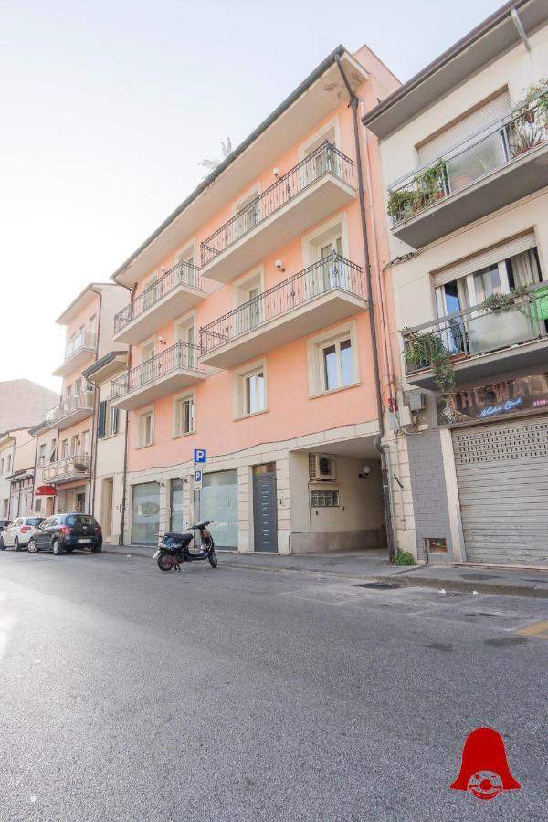 וירג'יו Burlamacco Suites מראה חיצוני תמונה